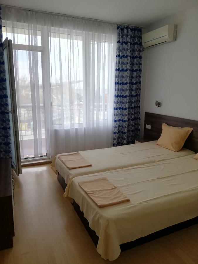 Apartamenti Zhelezovi Pomorie Eksteriør billede